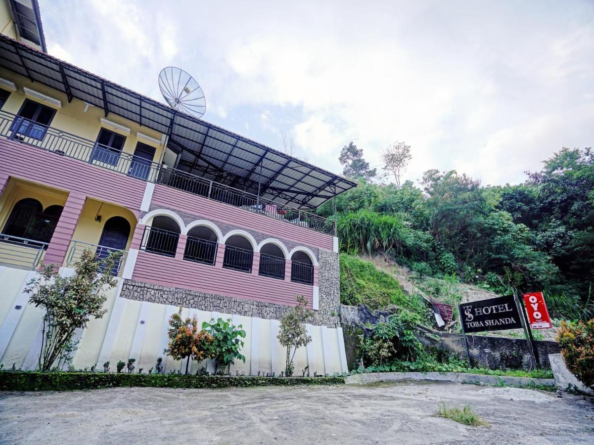Oyo 90331 Hotel Toba Shanda Parapat Ngoại thất bức ảnh