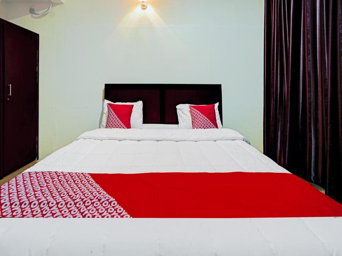 Oyo 90331 Hotel Toba Shanda Parapat Ngoại thất bức ảnh