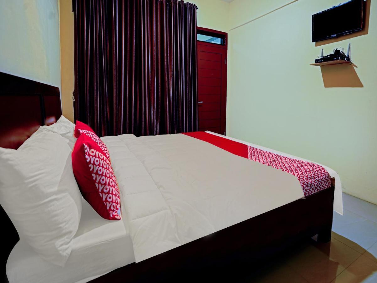 Oyo 90331 Hotel Toba Shanda Parapat Ngoại thất bức ảnh