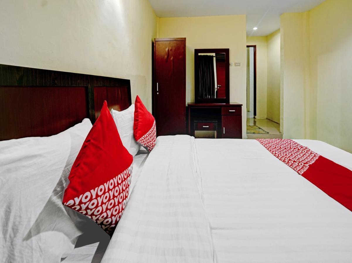 Oyo 90331 Hotel Toba Shanda Parapat Ngoại thất bức ảnh