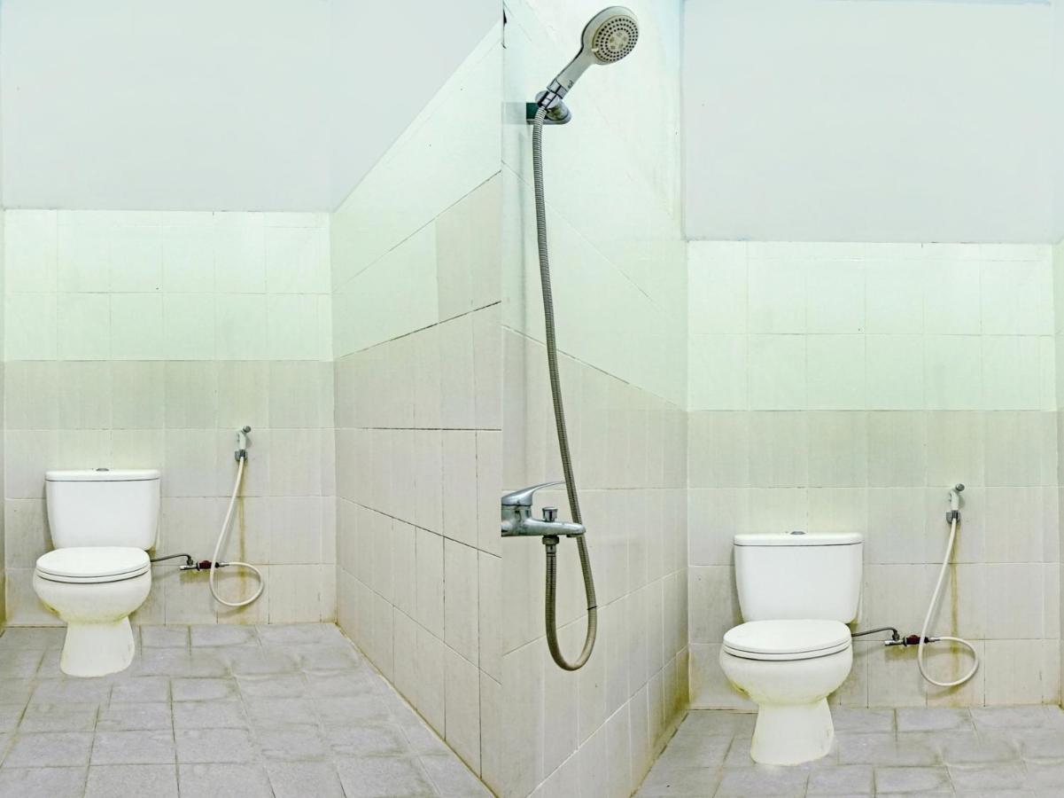 Oyo 90331 Hotel Toba Shanda Parapat Ngoại thất bức ảnh