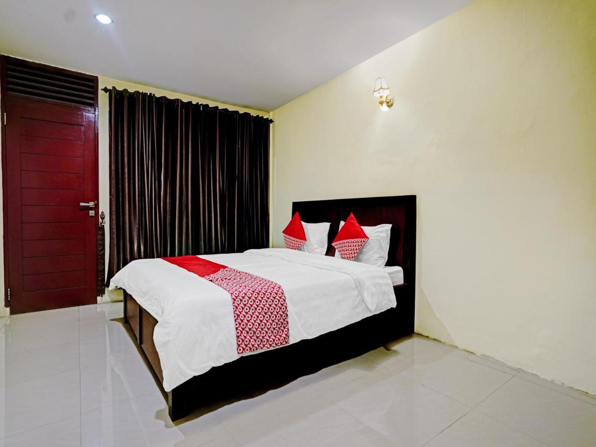 Oyo 90331 Hotel Toba Shanda Parapat Ngoại thất bức ảnh