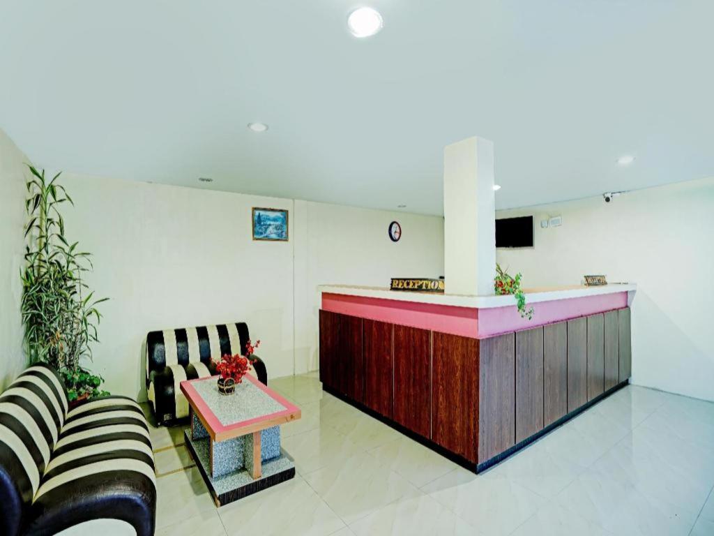 Oyo 90331 Hotel Toba Shanda Parapat Ngoại thất bức ảnh